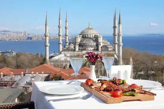 Deluxe Golden Horn Terrace Restaurant'nin yemek ve ambiyans fotoğrafları 1