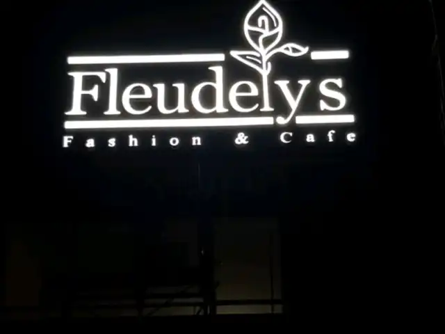 Gambar Makanan Fleudely's Fashion & Cafe 1