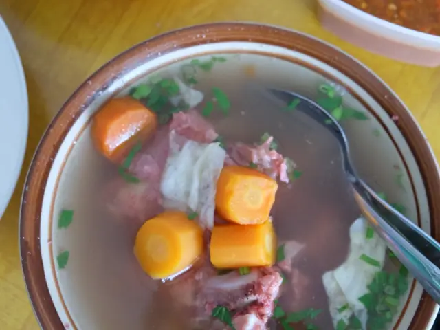 Gambar Makanan Sop Buntut Sapi Ma' Emun (Ibu Imas) 2