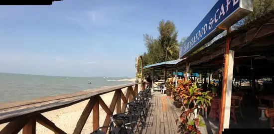 Leisure Boat Cafe