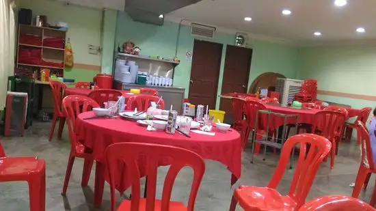 Dengkil Seafood Restaurant