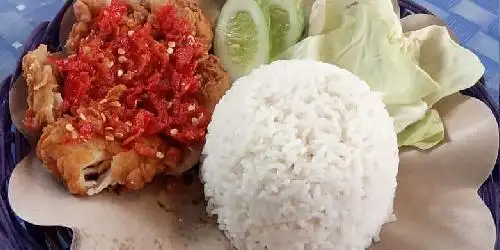 Ayam Geprek, Seblak & Aneka Camilan Mandablu, Jalaksana