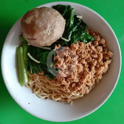 Gambar Makanan BAKSO URAT DAN TELOR D QUEEN MIE AYAM BANYUMAS, DPN RUKO FRANKFURT 2