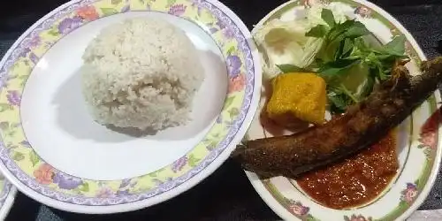 Pecel Lele Arjom