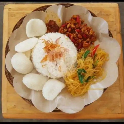 Gambar Makanan Nasi Uduk Dan Lontong Sayur Bu Warti, Jogokariyan MJ3/715 1