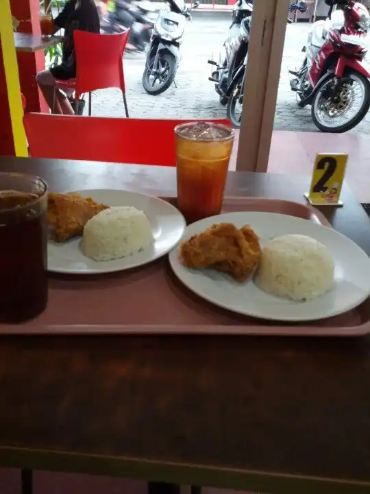 Gambar Makanan oLive Fried Chicken 7