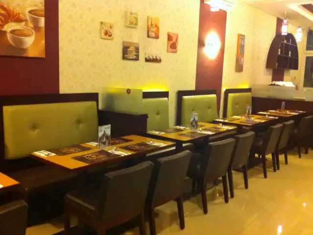 Gambar Makanan Be-Qyu Resto & Cafe 5