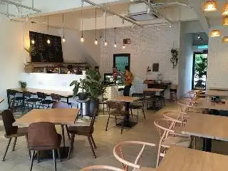 Haru Cafe (Taman Cantek Branch)