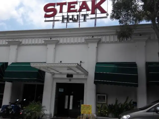 Gambar Makanan Steak Hut Bukit Darmo Boulevard 13