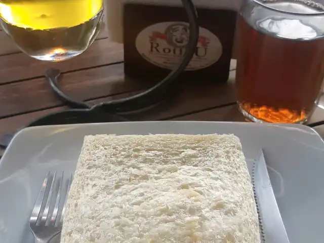 Gambar Makanan RotikU (Traditional Home Made Bread) 2