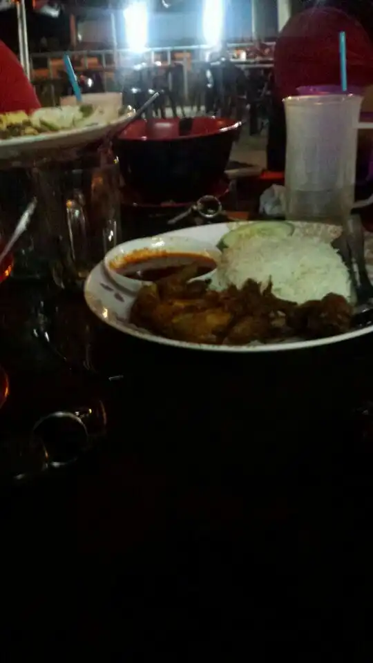 Pak Wan Nasi Ayam Food Photo 1