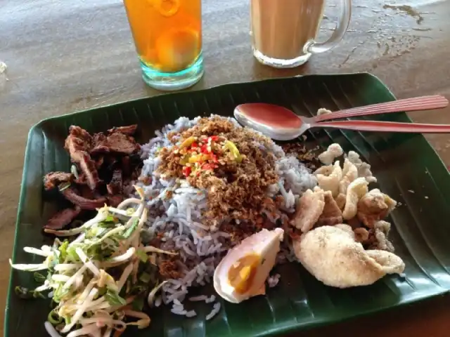 Restoran Nasi Kerabu Golok Food Photo 1