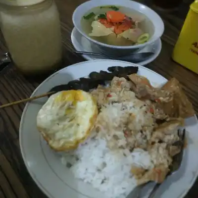 Warung Lawuh Ndeso