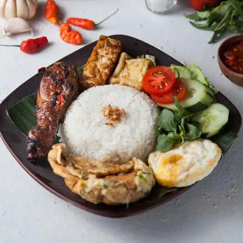 Gambar Makanan Nasi Uduk Rahmat & Soto Betawi, Denpasar 5
