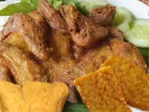 Ayam Tulang Lunak YamYamz, Kahuripan Barat