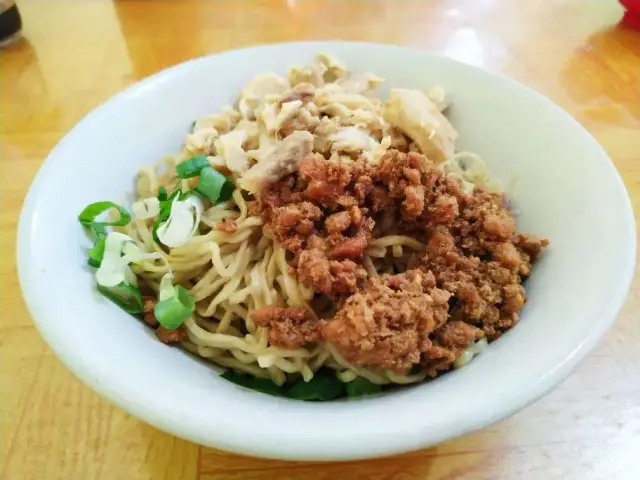 Gambar Makanan Bakmi Ayam Asoei 9