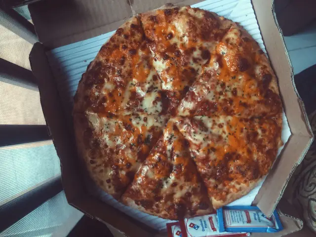 Gambar Makanan Domino's Pizza 13