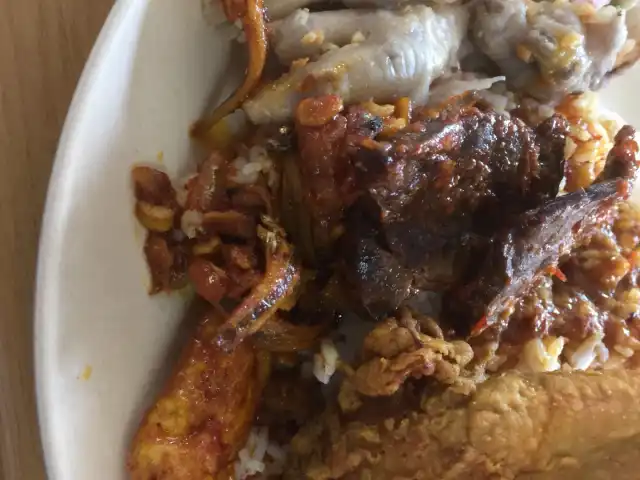 Restoran Ikan Bakar Jalan Kuching Food Photo 3