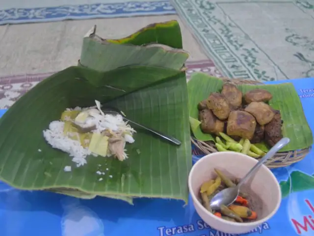 Gambar Makanan Nasi Liwet Bu Wongso Lemu 16