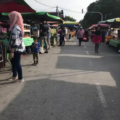 Pasar Malam (Hari Ahad)