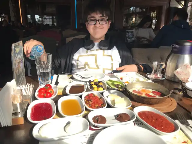 Kahvecipaşazadecebeci'nin yemek ve ambiyans fotoğrafları 5