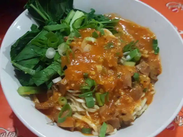 Gambar Makanan Bakso & Mie Ayam Dino 9