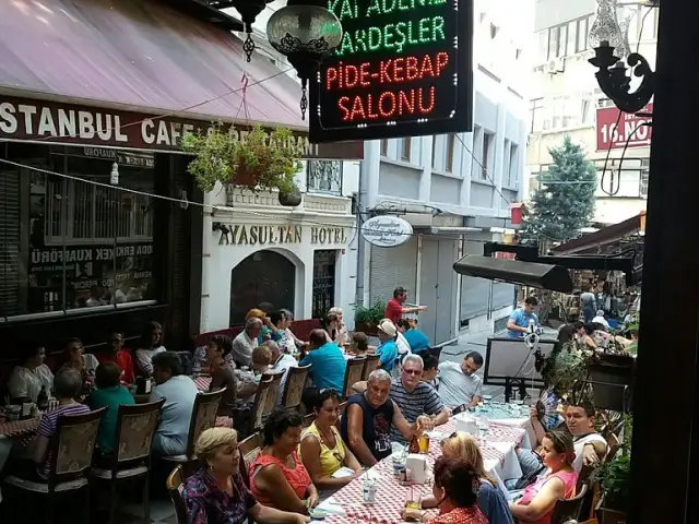 Istanbul Kebab Cafe & Restaurant'nin yemek ve ambiyans fotoğrafları 35