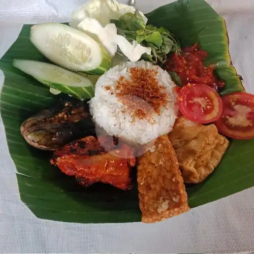 Gambar Makanan Warung Nasi Mbak Yana 9