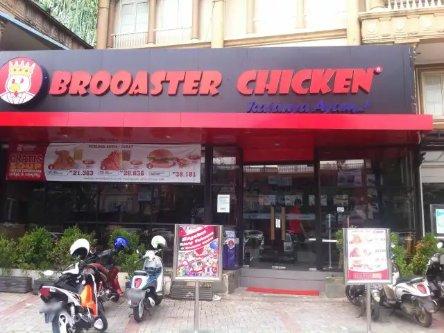 Gambar Makanan Brooaster Chicken 2