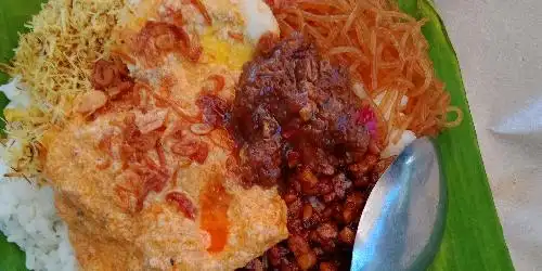 Nasi Campur Cubit-Cubit Khas Madura, M Sutoyo