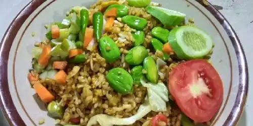 Nasi Uduk Dan Nasi Goreng Mbak Dar, Bunder