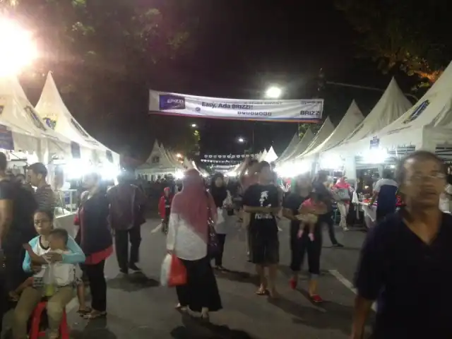 Gambar Makanan KAKI LIMA NIGHT MARKET 8