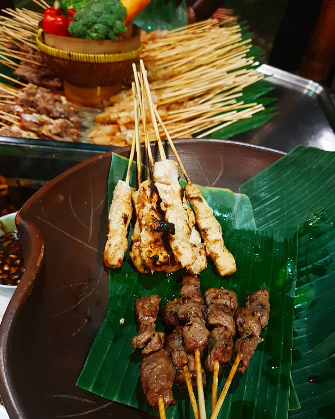 Foto Restoran The Breeze Cafe The Media Hotel And Towers Foto Makanan