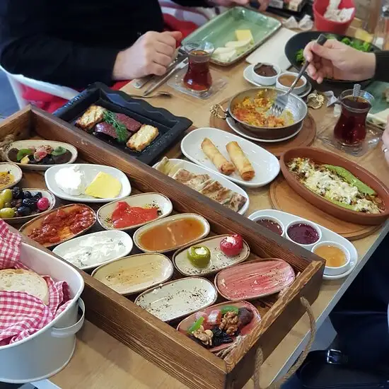 Cumhuriyet Kahvaltikafe'nin yemek ve ambiyans fotoğrafları 1