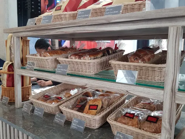 Gambar Makanan Sari Delicatessen 6