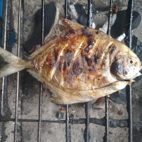 Gambar Makanan Warung Ikan Bakar Gurame, Kelapa Gading 15