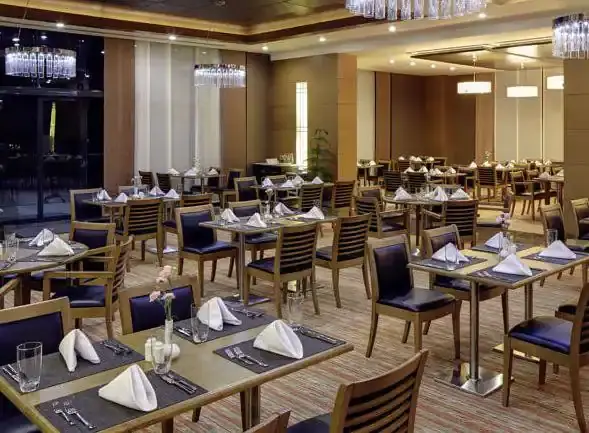 Restaurant - Mercure İstanbul Altunizade'nin yemek ve ambiyans fotoğrafları 2