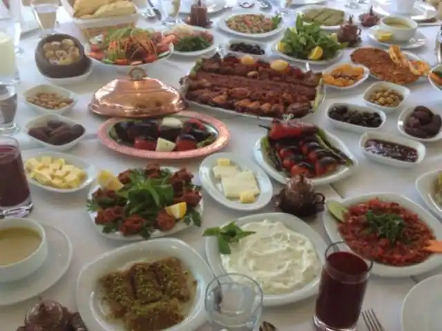 Taşköprü Adana Kebapçısı'nin yemek ve ambiyans fotoğrafları 43