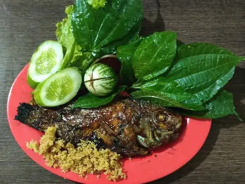 RUMAH MAKAN SELERA BERSAMA, Belakang Gedung Merah Putih (KPK Baru)