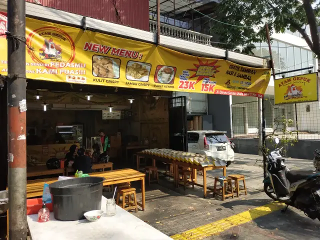 Gambar Makanan Ayam Gepuk Sambal Bawang Pak Gembus 3