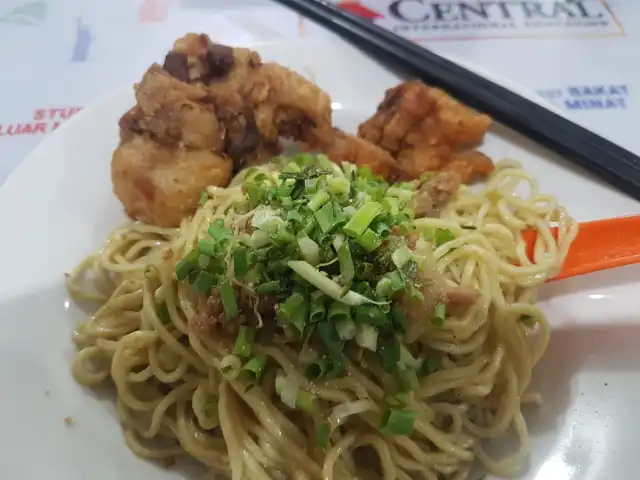 Gambar Makanan Bakmie Aloy 9