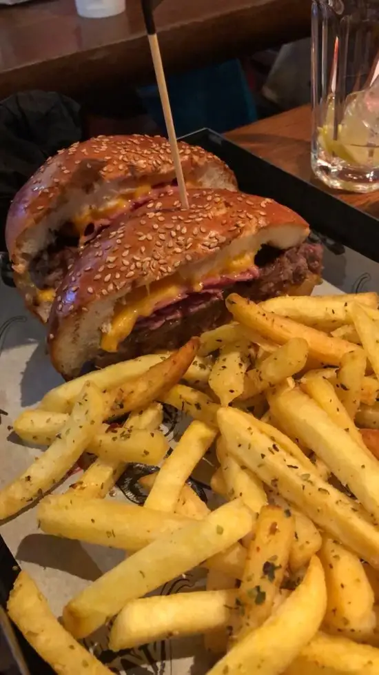 Nusr-Et Burger'nin yemek ve ambiyans fotoğrafları 57