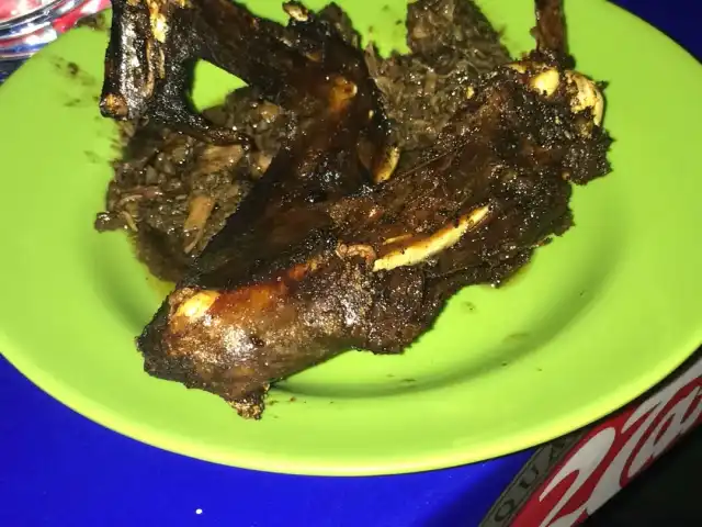 Gambar Makanan Bebek Hitam Klampis 2