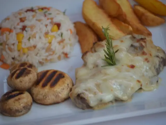 Shishly Cafe & Bistro'nin yemek ve ambiyans fotoğrafları 15