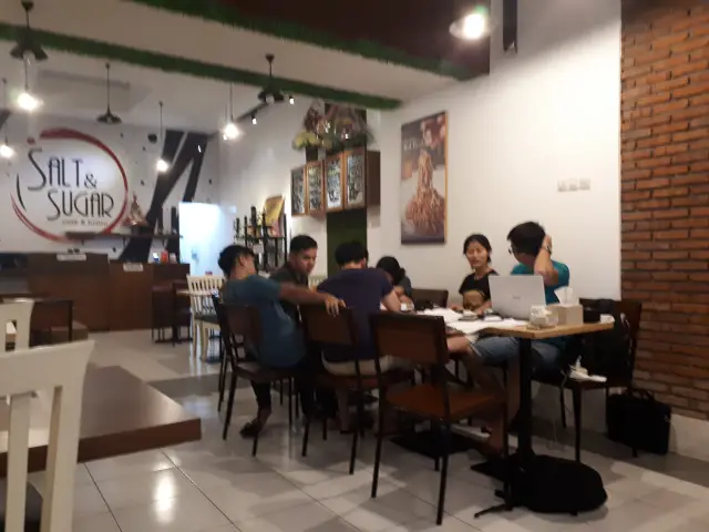 Gambar Makanan Salt & Sugar Cafe and Bistro 14