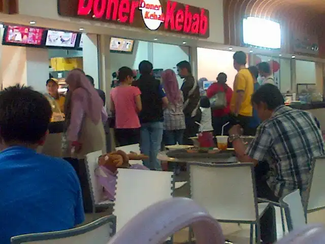 Gambar Makanan Food Court Margo City 3