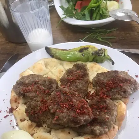 Meşhur Aksu Şimşek Köfte Piyaz'nin yemek ve ambiyans fotoğrafları 4