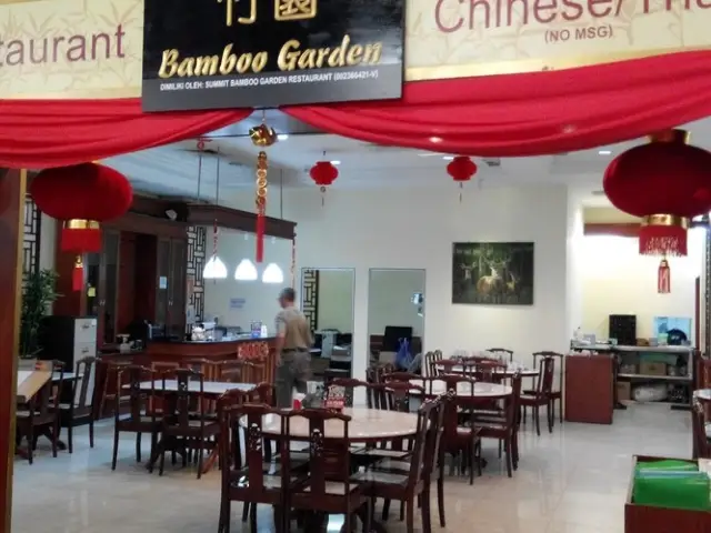 Summit Bamboo Garden Chinese & Thai