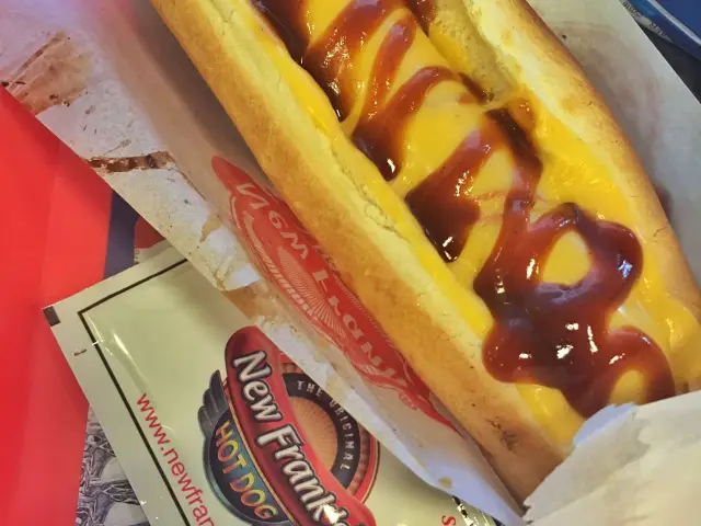 New Frank's Hot Dog'nin yemek ve ambiyans fotoğrafları 30