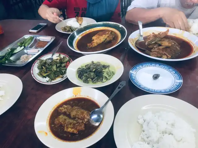 Restoran Kari Kepala Ikan Haji Isenin @ Semabok, Melaka Food Photo 5